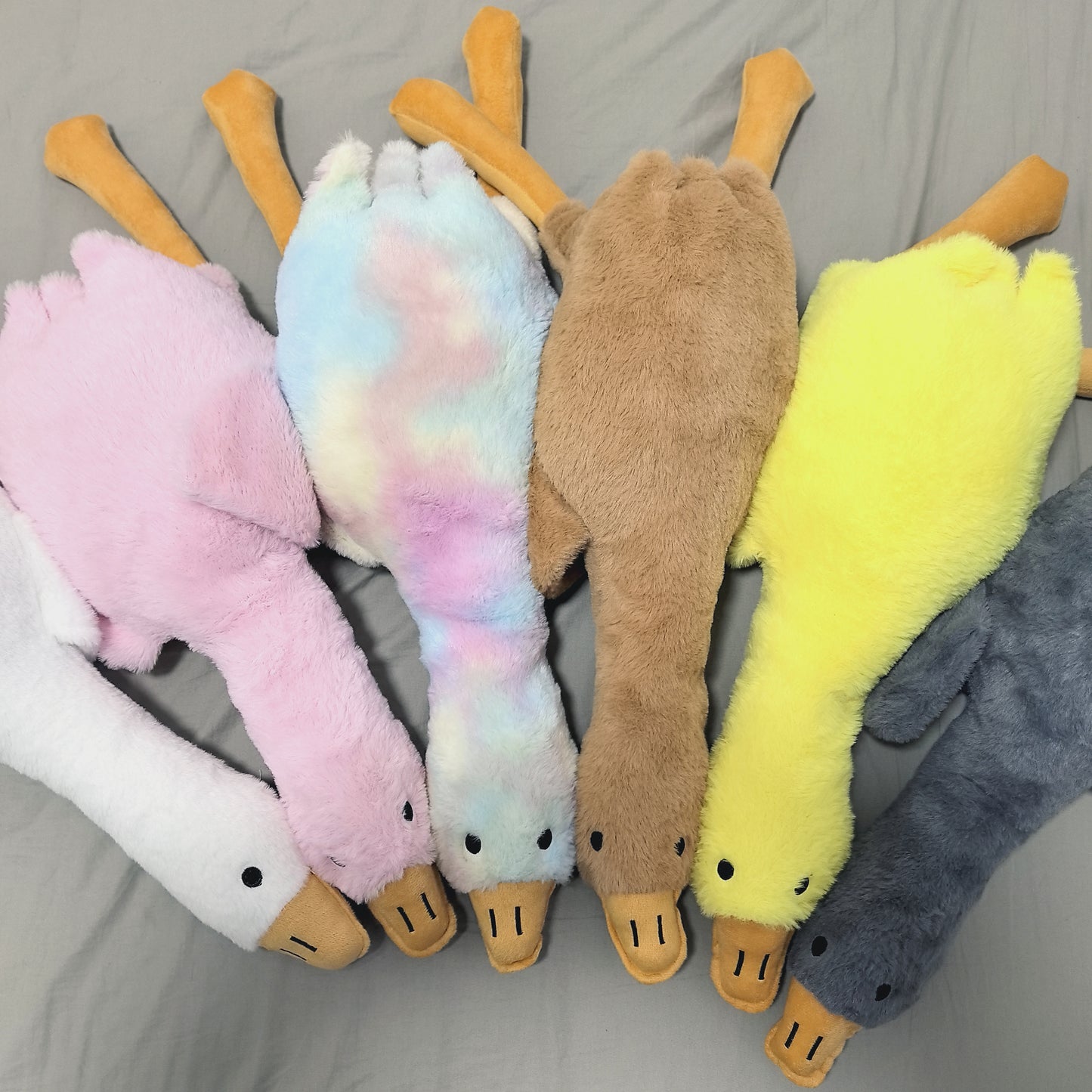 Large Plush Goose Pet Toy | Soft Sleeping Companion, Washable, Ideal for All Breed Sizes