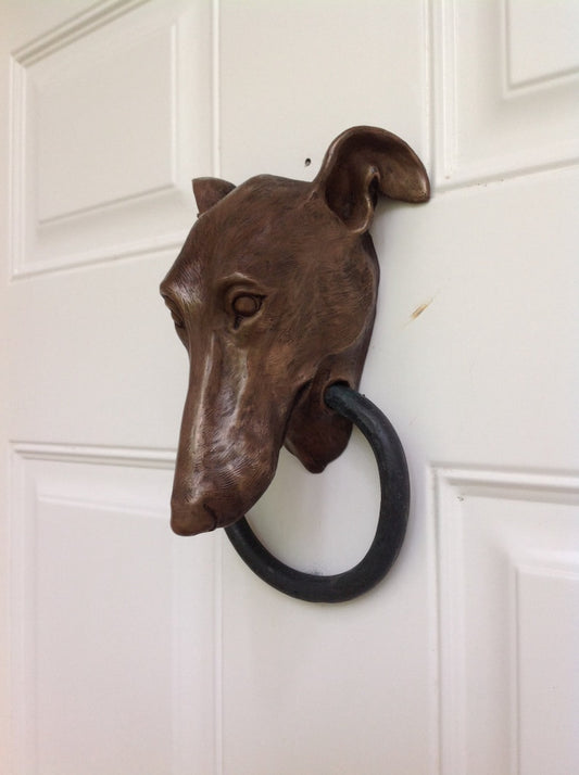 Sighthound Doorknocke